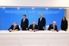 В Баку состоялась трехсторонняя встреча Президента Ильхама Алиева, Президента Касым-Жомарта Токаева и Президента Шавката Мирзиёева (ФОТО)