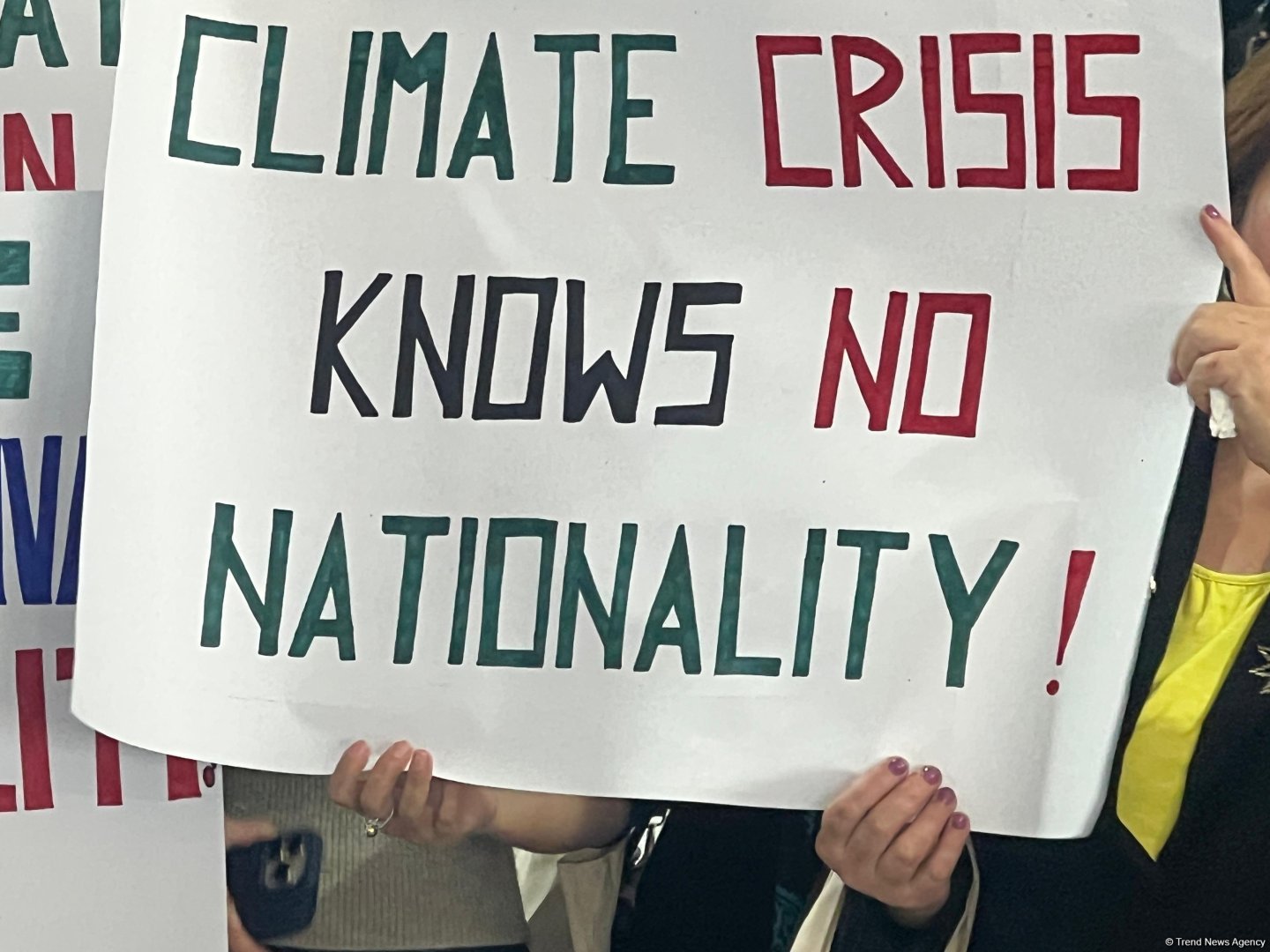 В рамках COP29 прошла акция в знак протеста против нетерпимого отношения к мигрантам в Европе  (ФОТО/ВИДЕО)