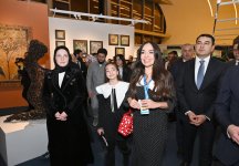 В Центре Гейдара Алиева открылись международный арт-проект МАМА "Мать-природа" и выставка "Внеси свой вклад!" (ФОТО/ВИДЕО)