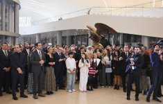 В Центре Гейдара Алиева открылись международный арт-проект МАМА "Мать-природа" и выставка "Внеси свой вклад!" (ФОТО/ВИДЕО)