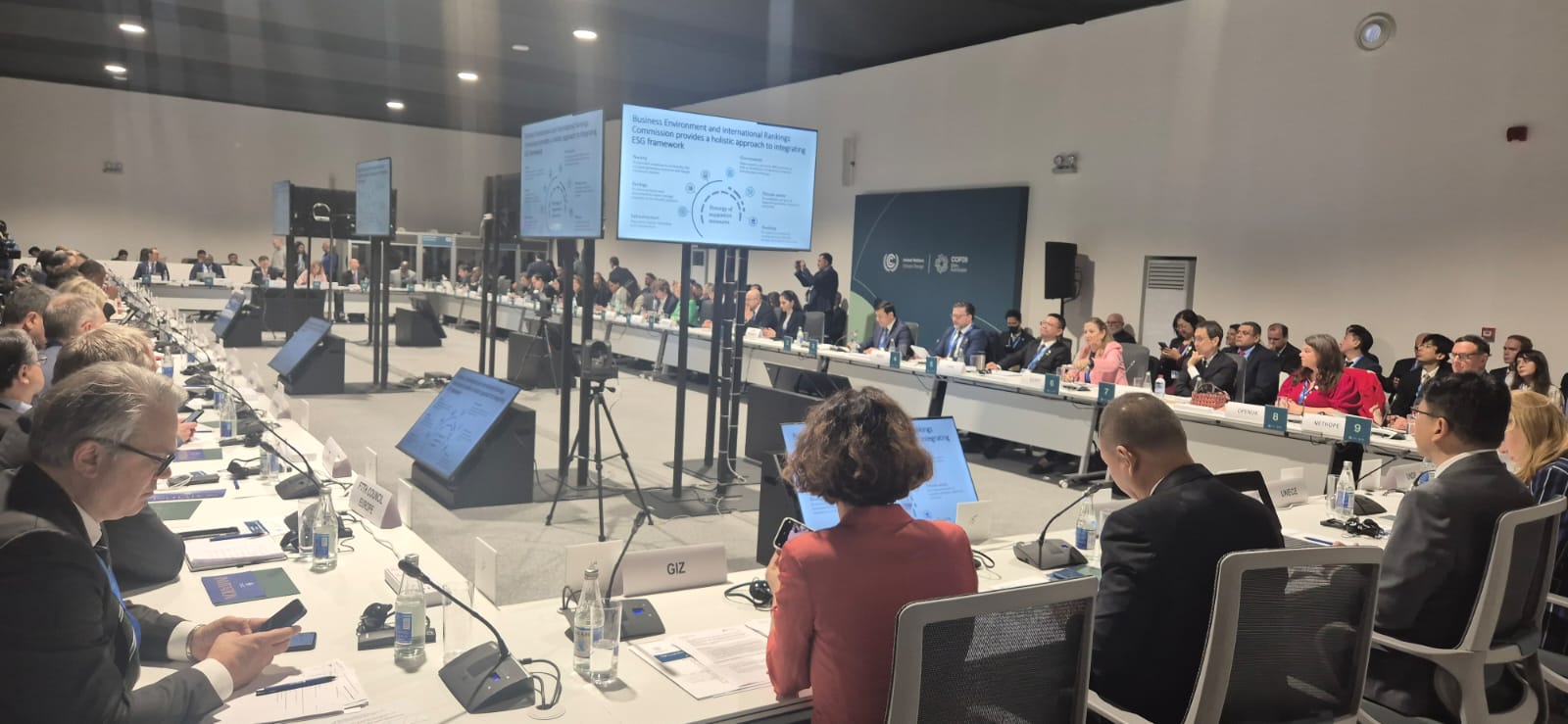COP29 hosts presentation of ESGhub.az platform (PHOTO)