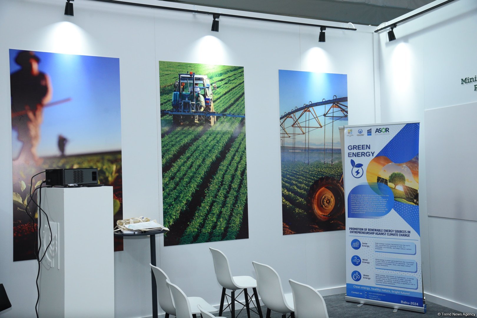 Фоторепортаж с шестого дня COP29