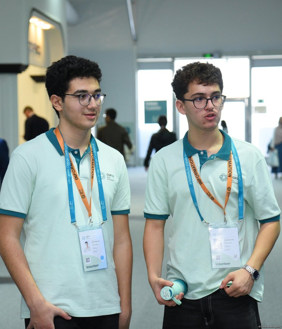 Фоторепортаж с шестого дня COP29