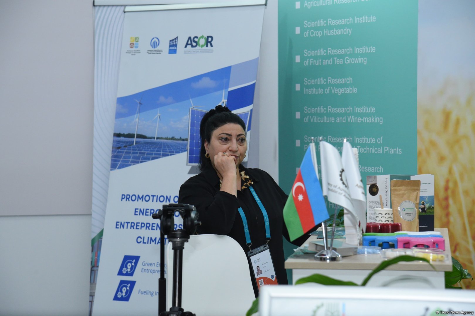 Фоторепортаж с шестого дня COP29