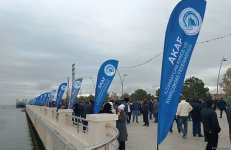 В акватории Бакинского бульвара прошел международный заплыв на байдарках и каноэ в поддержку COP29 (ФОТО)