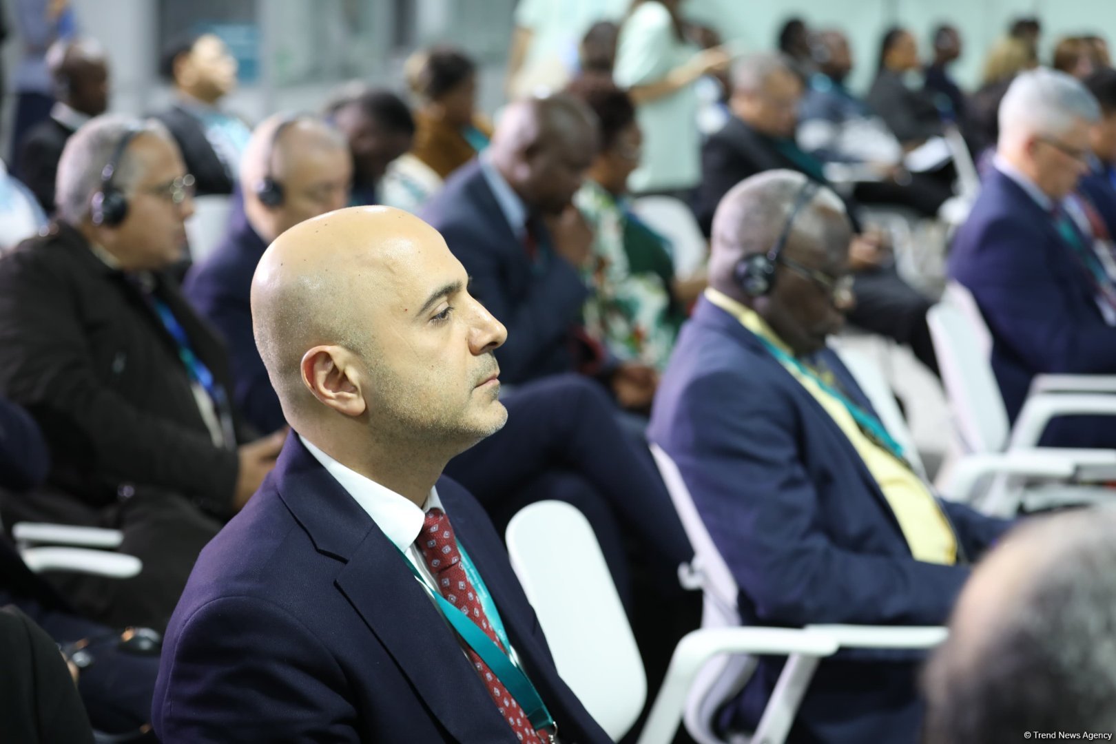 COP29 parliamentary meeting participants adopt final document (PHOTO)