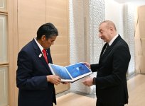 President Ilham Aliyev meets with President of Palau (PHOTO/VIDEO)