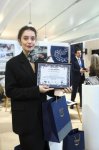 Вице-президент Фонда Гейдара Алиева Лейла Алиева приняла участие в выпуске в воду мальков рыб в Зеленой зоне (ФОТО)