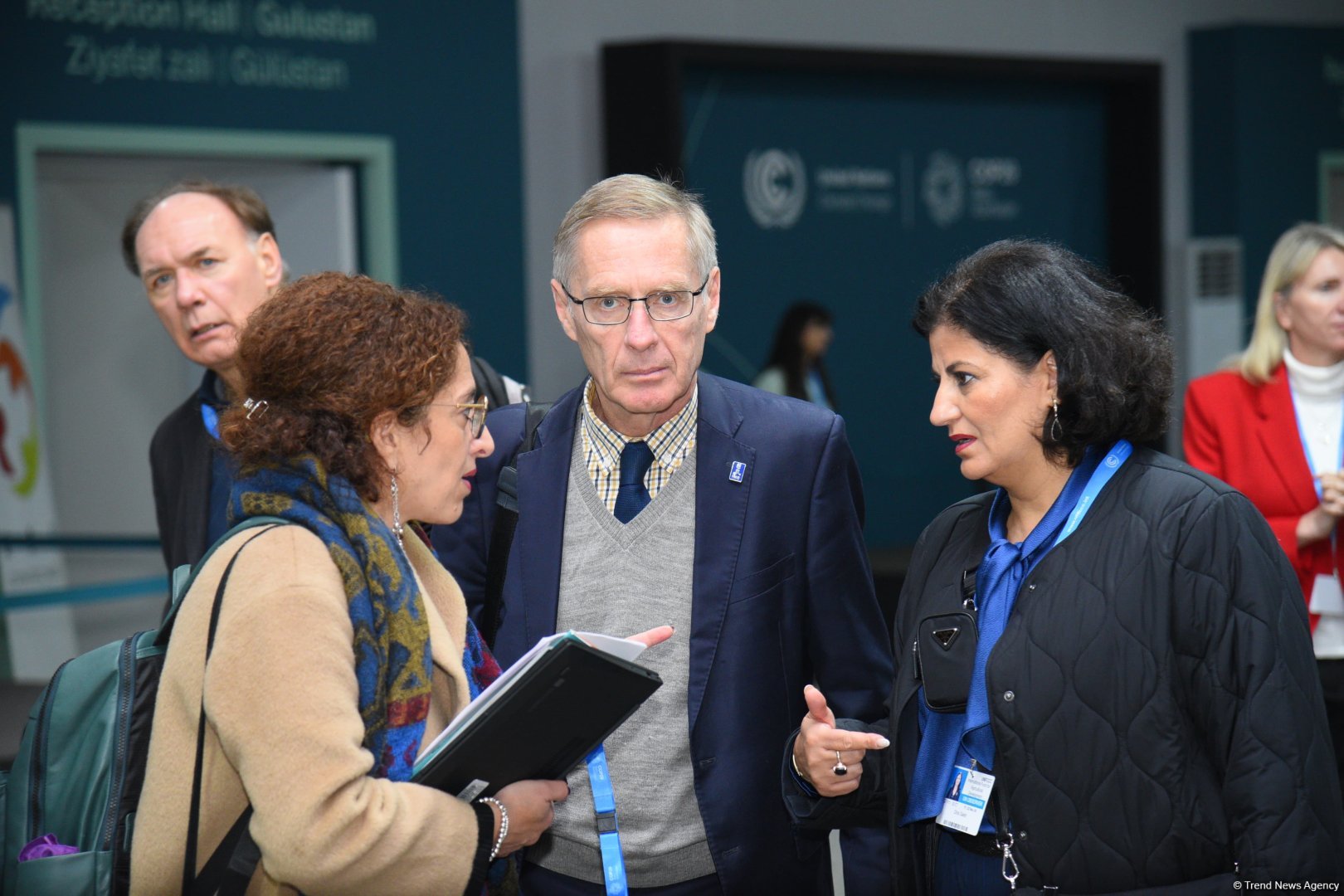 Фоторепортаж с девятого дня COP29 в Баку