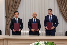 Подписан меморандум между Азербайджаном и еще  двумя китайскими компаниями (ФОТО)