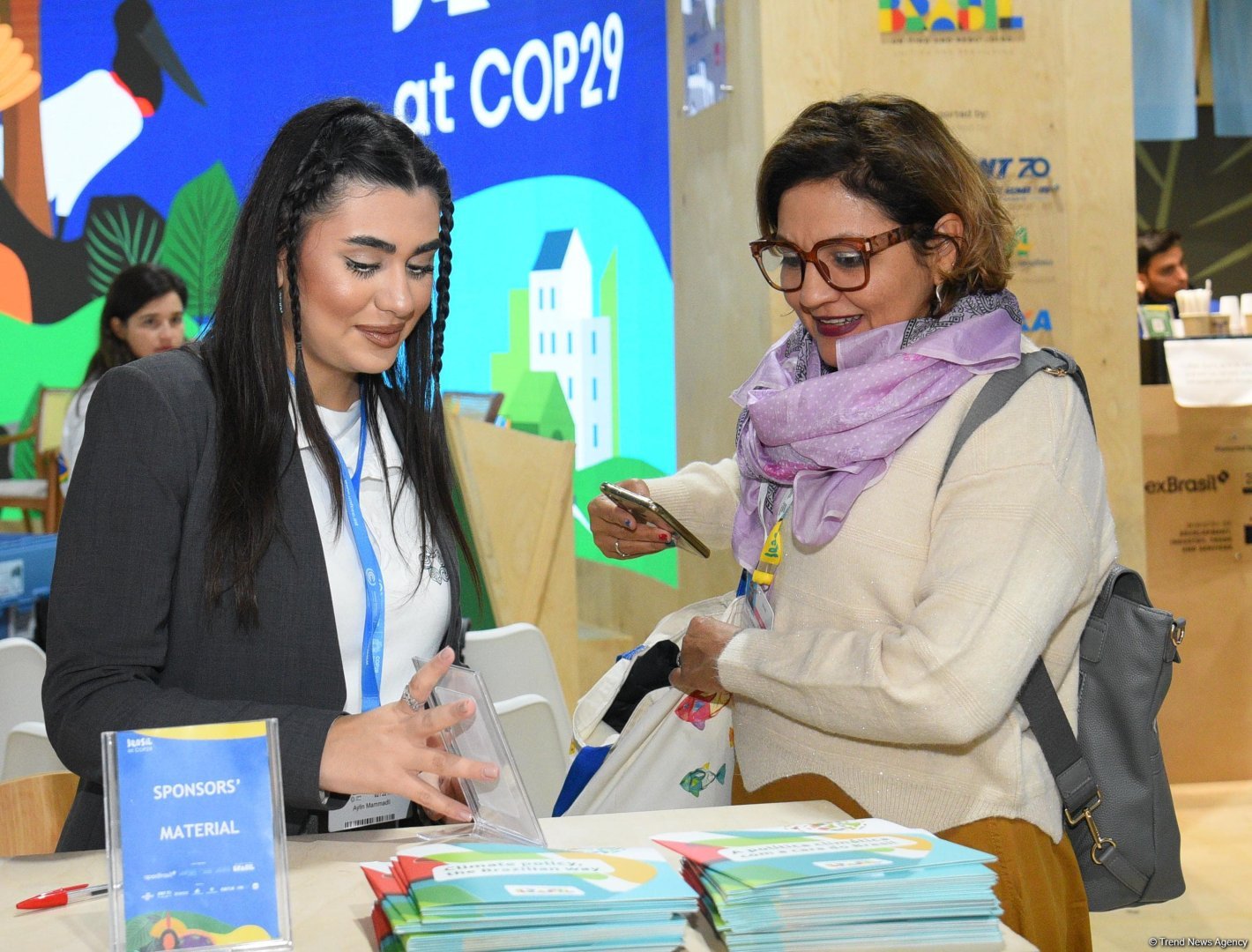 Фоторепортаж с десятого дня COP29 в Баку