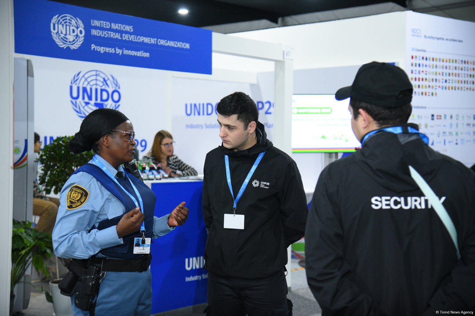 Фоторепортаж с десятого дня COP29 в Баку