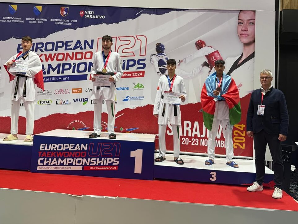 Азербайджанский тхэквондист завоевал бронзовую медаль на чемпионате Европы (ФОТО)