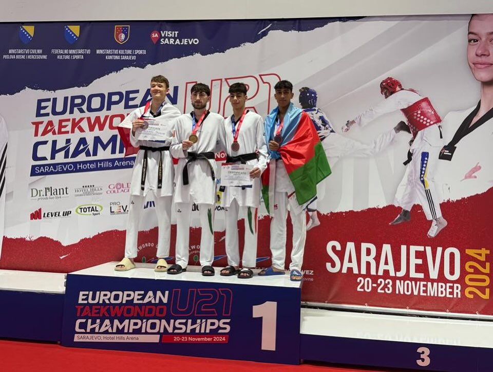 Азербайджанский тхэквондист завоевал бронзовую медаль на чемпионате Европы (ФОТО)