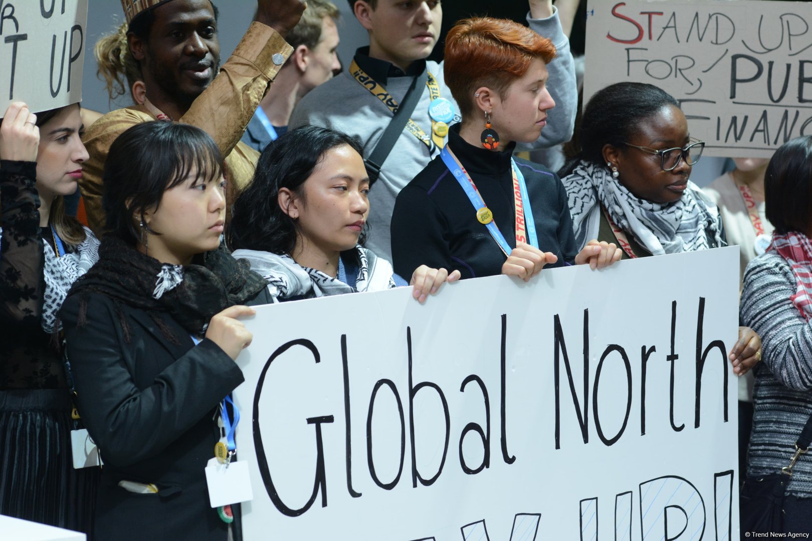 В рамках COP29 прошла акция с требованием увеличения климатического финансирования (ФОТО)