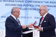 Вручены сертификаты почетного членства Общины Западного Азербайджана (ФОТО)
