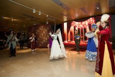 Дракон  - защитник дома! В Баку состоялась презентация уникальной коллекции "Волшебный ковер" (ФОТО)