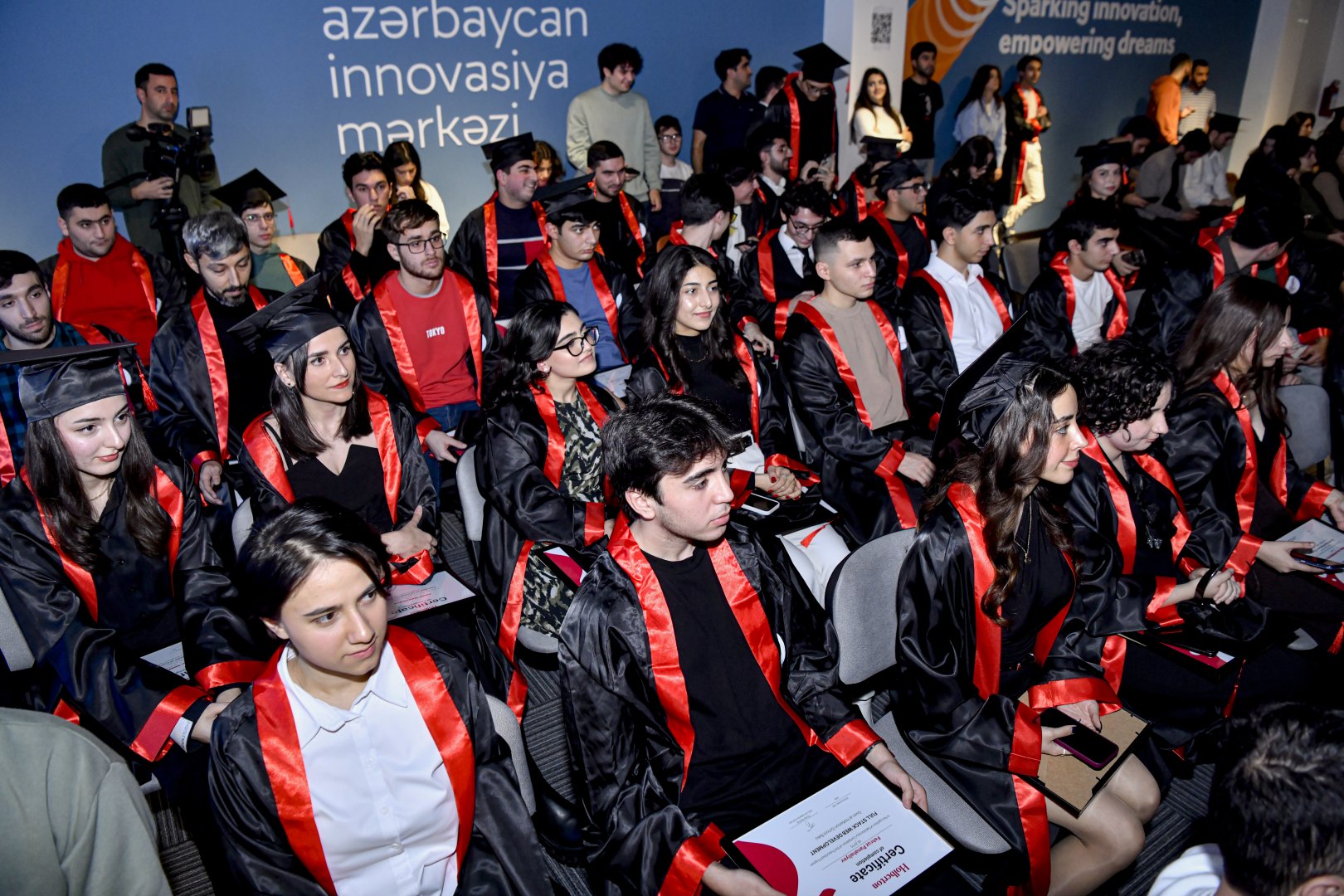 Holberton School Azerbaijan, спонсируемая PASHA Holding, провела свою вторую церемонию вручения дипломов (ФОТО)