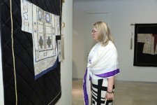 В Баку представлены образцы рубашек-оберегов османских султанов -  на них наносили аяты из Корана (ФОТО)