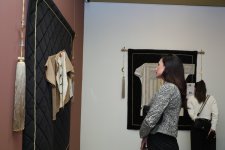 В Баку представлены образцы рубашек-оберегов османских султанов -  на них наносили аяты из Корана (ФОТО)
