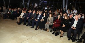 В Баку представлены образцы рубашек-оберегов османских султанов -  на них наносили аяты из Корана (ФОТО)