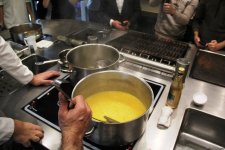 В Баку проходит Неделя итальянской кухни - азербайджанский шафран в ризотто Андреа Бертона (ФОТО)