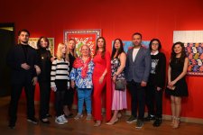 Цветы моей души! В Баку отметили Международный день художника (ФОТО)