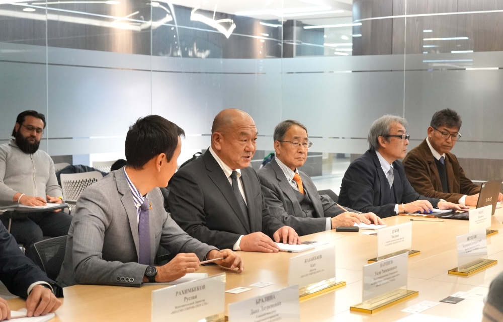 Kazakh Invest, Nagashima Holdings grinding bonds in jewelry industry