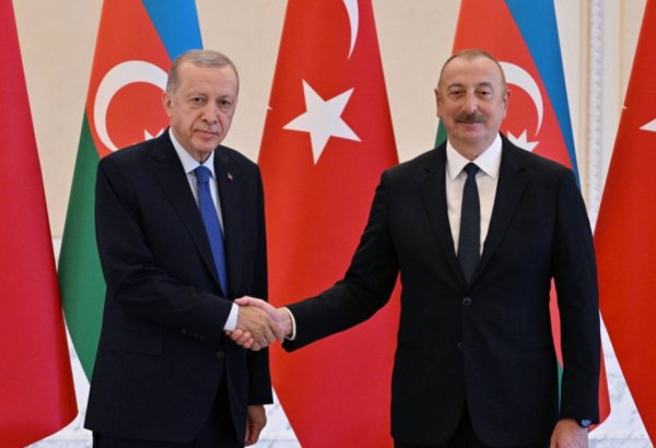 President Ilham Aliyev makes phone call to Recep Tayyip Erdogan