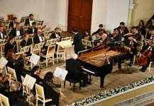 В Баку выступил один из самых оригинальных музыкантов современности (ФОТО)