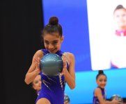 Продолжаются 29-й чемпионат и первенство Баку по художественной гимнастике (ФОТО)