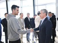 Месси и его товарищи по команде в Центре Гейдара Алиева! (ФОТО)