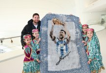 Месси и его товарищи по команде в Центре Гейдара Алиева! (ФОТО)