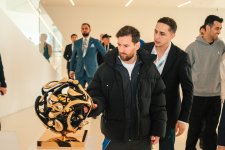 Месси и его товарищи по команде в Центре Гейдара Алиева! (ФОТО)