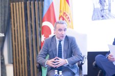 В Мадриде прошла презентация фотожурнала известного журналиста-фотографа Хервасио Санчеса о минной проблеме в Азербайджане (ФОТО)