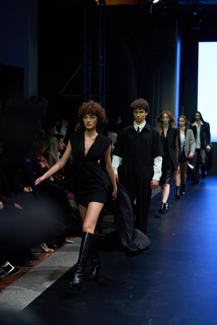 17-й сезон Azerbaijan Fashion Week: Модный диалог культур и устойчивое будущее (ФОТО)