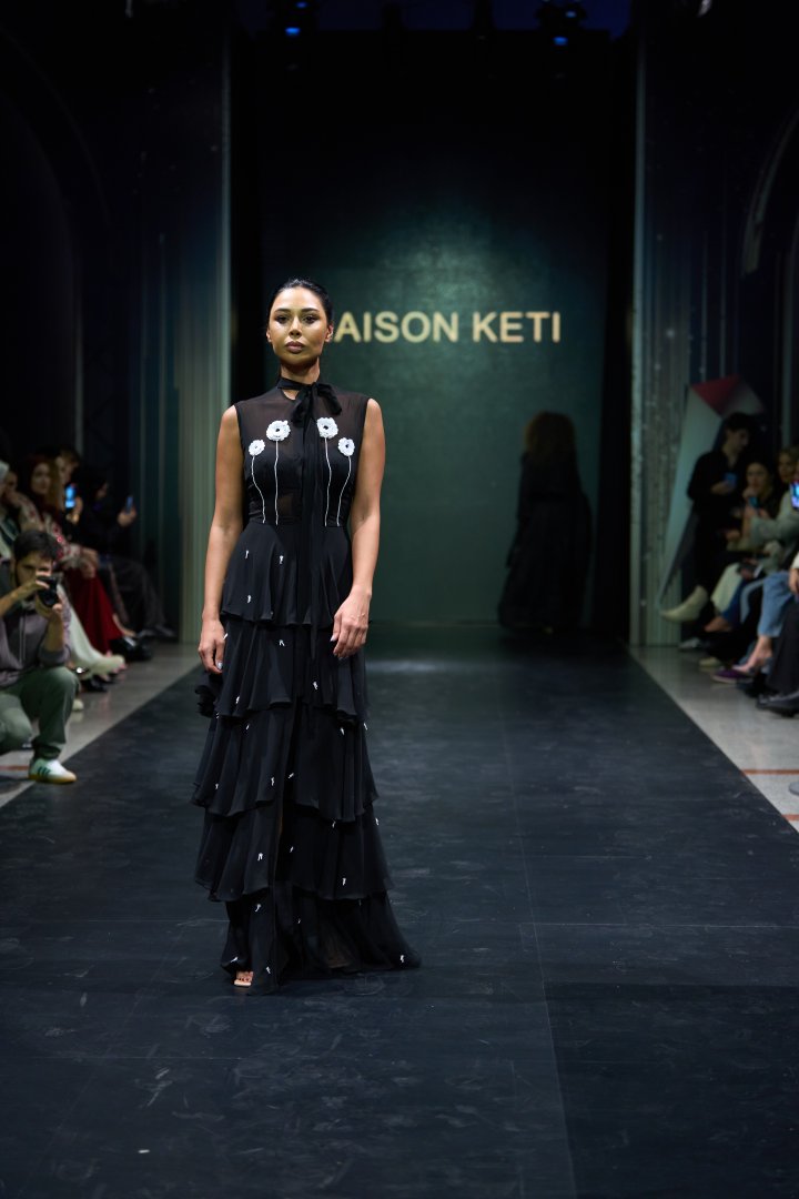 17-й сезон Azerbaijan Fashion Week: Модный диалог культур и устойчивое будущее (ФОТО)