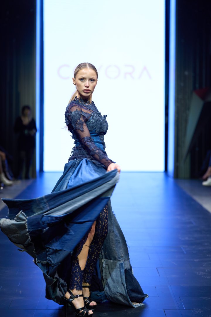 17-й сезон Azerbaijan Fashion Week: Модный диалог культур и устойчивое будущее (ФОТО)