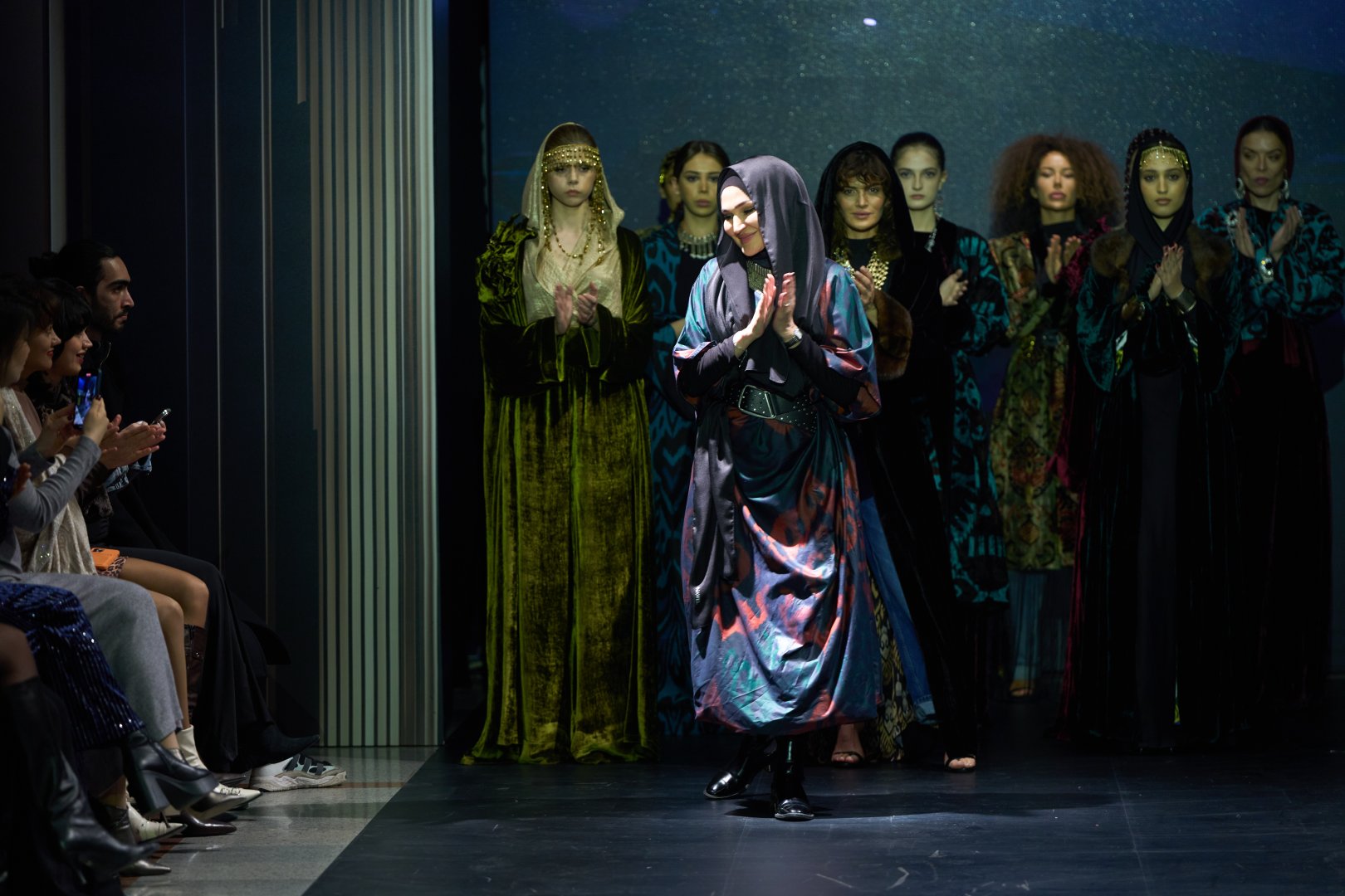 17-й сезон Azerbaijan Fashion Week: Модный диалог культур и устойчивое будущее (ФОТО)