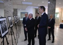 Али Асадов почтил память Общенационального лидера Гейдара Алиева в Москве (ФОТО)