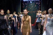 17-й сезон Azerbaijan Fashion Week: Модный диалог культур и устойчивое будущее (ФОТО)