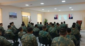 В азербайджанской армии прошли мероприятия по случаю Дня памяти великого лидера Гейдара Алиева (ФОТО)