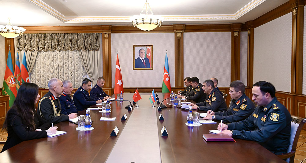 Azerbaijan debates military cooperation issues with Türkiye (VIDEO)