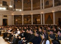 В Баку прошел вечер классической музыки памяти великого лидера Гейдара Алиева (ФОТО)