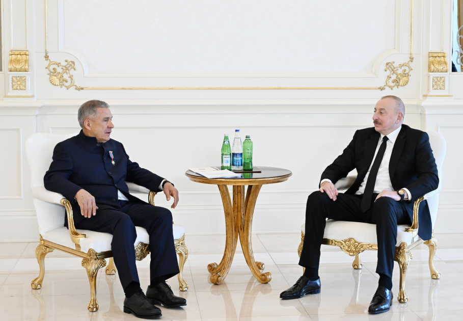 President Ilham Aliyev meets with Rais of Republic of Tatarstan of Russia (PHOTO/VIDEO)