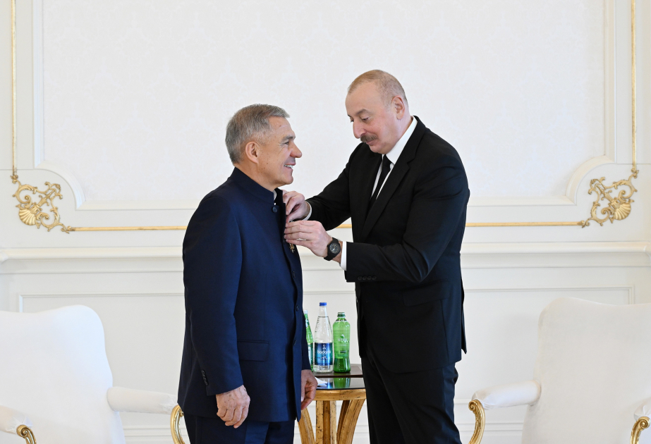 Президент Ильхам Алиев вручил Рустаму Минниханову орден «Достлуг» (ФОТО/ВИДЕО)