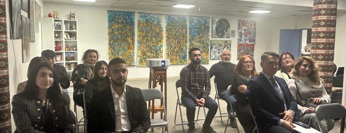 В Праге почтили память Общенационального лидера Гейдара Алиева (ФОТО)
