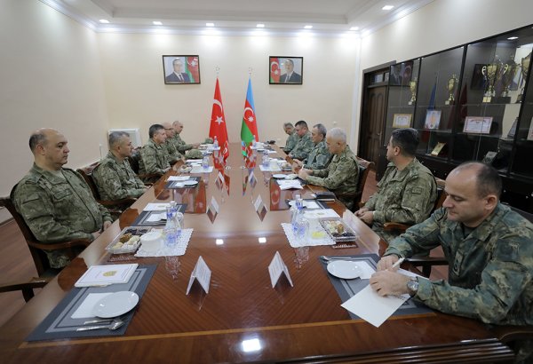 Turkish delegation proceeding with its visit to Azerbaijan (PHOTO)