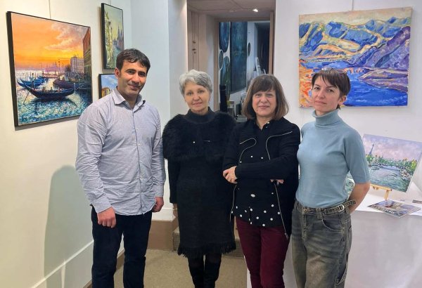 В Париже открылась выставка азербайджанских и французских художников Exposition d’Art Contemporain (ФОТО)