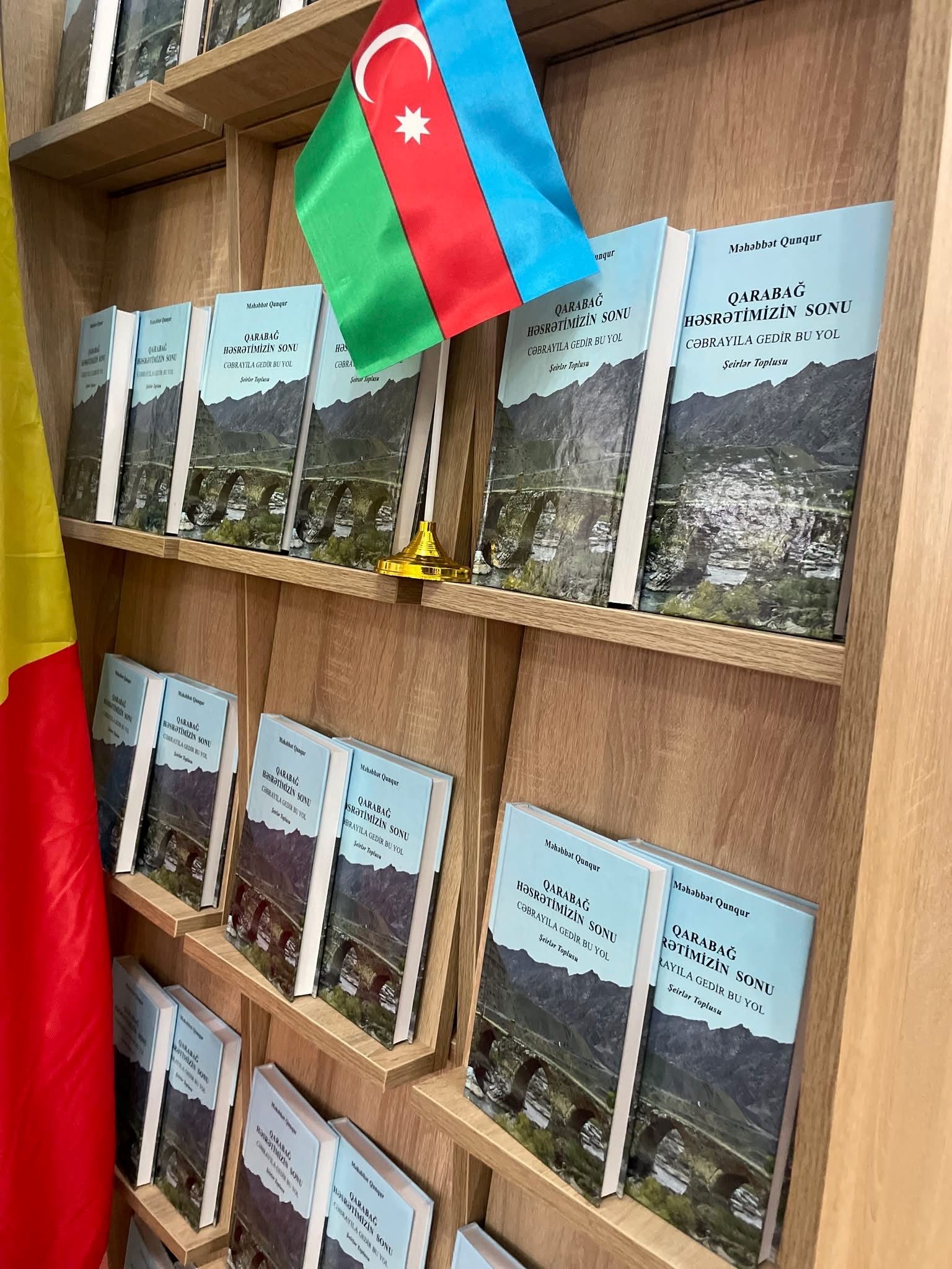 В Кишиневе состоялась презентация книги стихов о Карабахе (ФОТО)